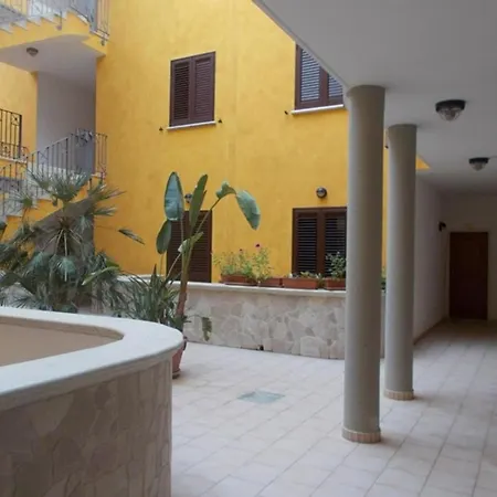 Cozy Retreat Near Baia Beaches Gallipoli